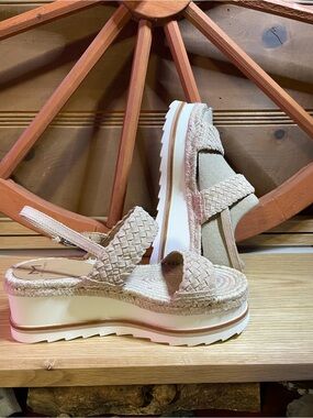 NIB Marc Fisher LTD # MLGABLI Espadrille Platform Wedge Sandal /Slingback Sz 6M